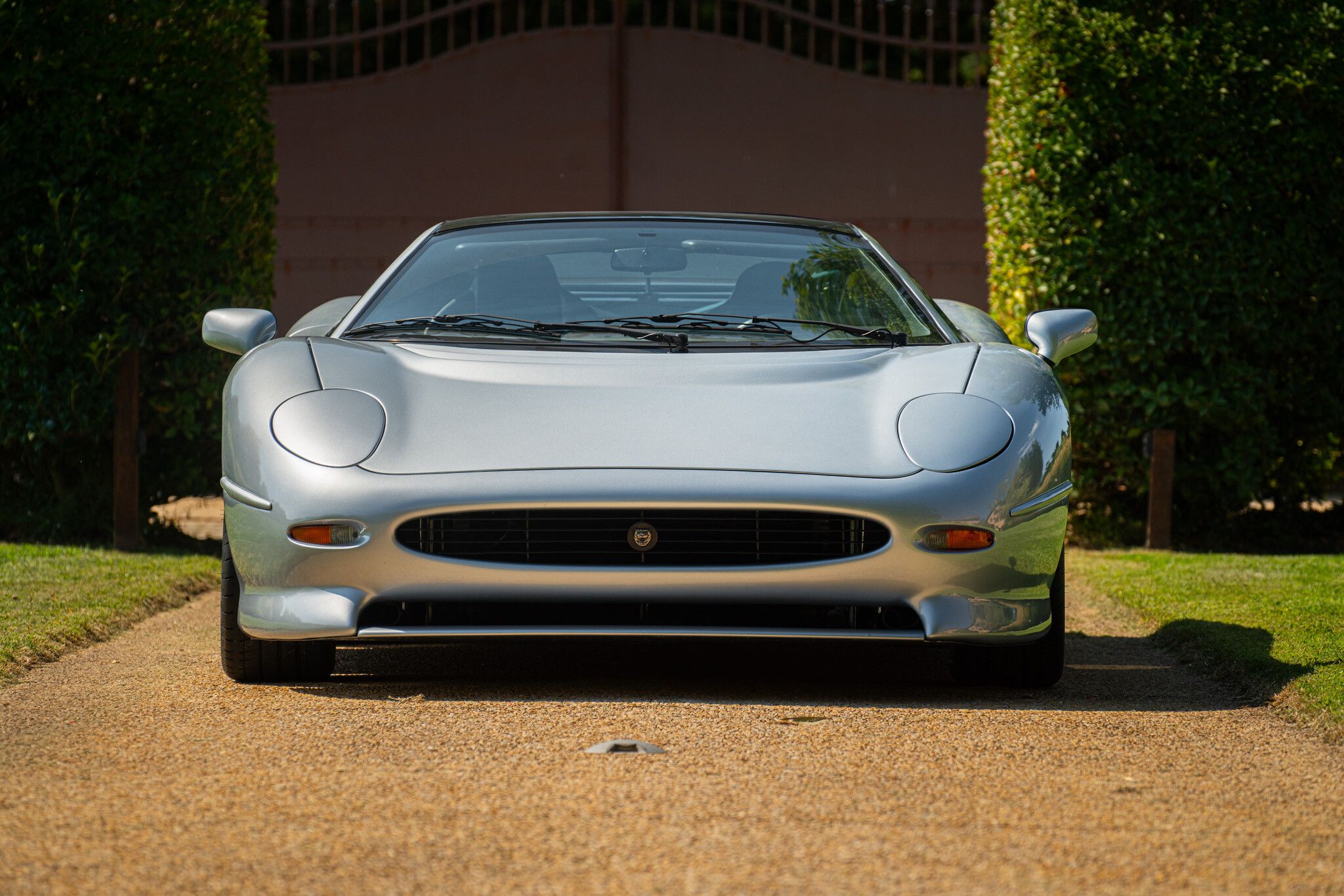 Jaguar XJ220 for sale | 1993 Jaguar XJ 220 - Image 3