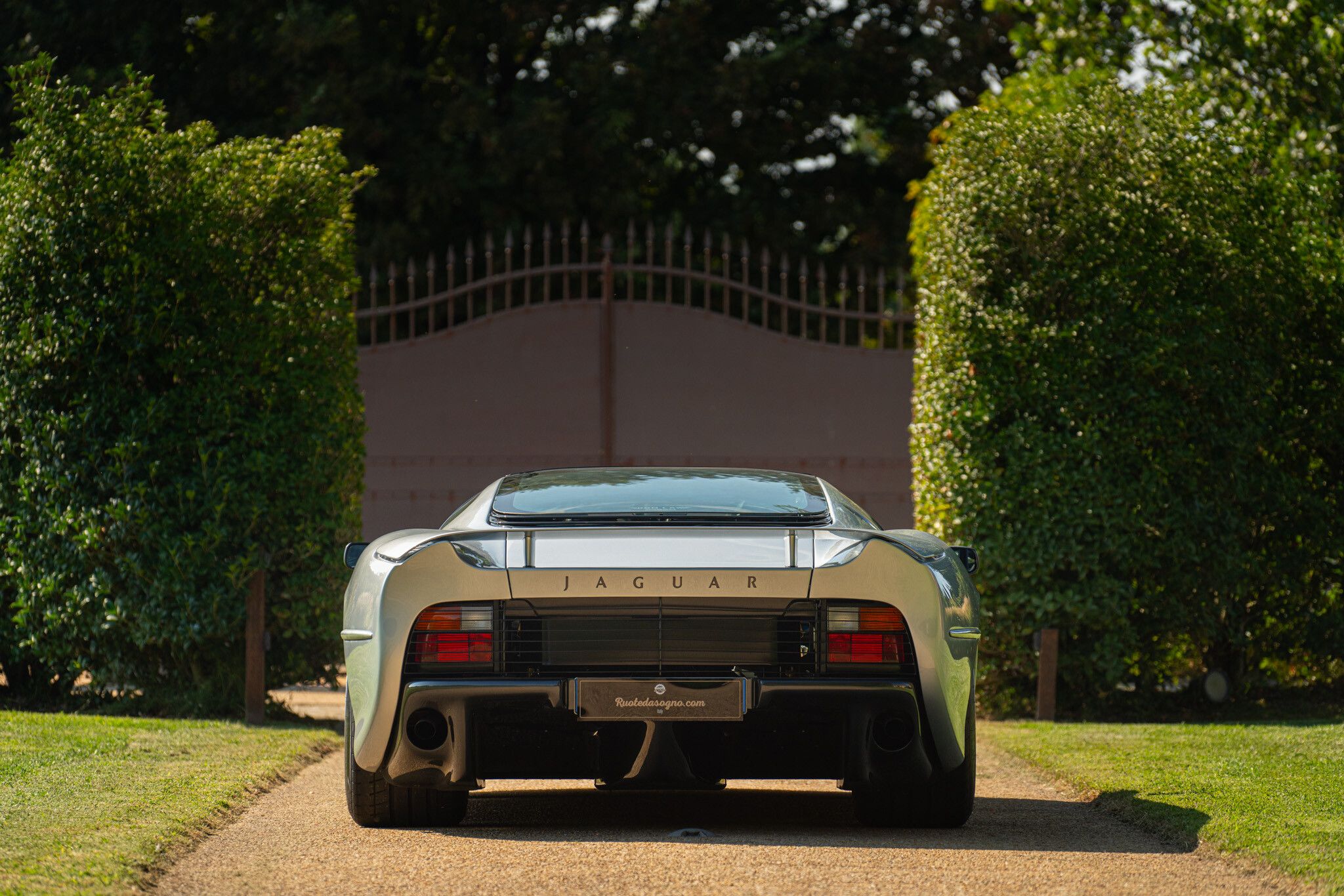 Jaguar XJ220 for sale | 1993 Jaguar XJ 220 - Image 13