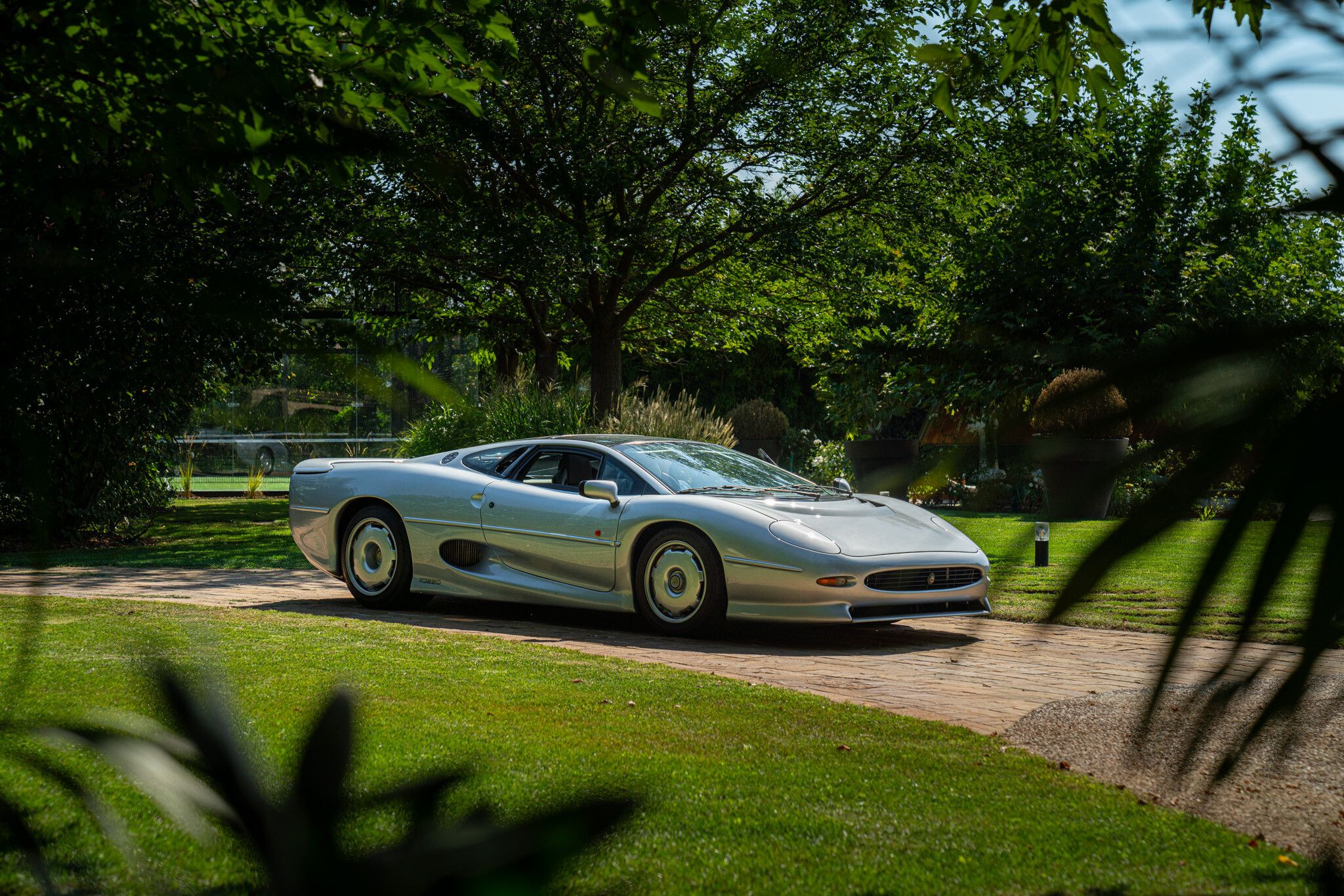 Jaguar XJ220 for sale | 1993 Jaguar XJ 220 - Image 8