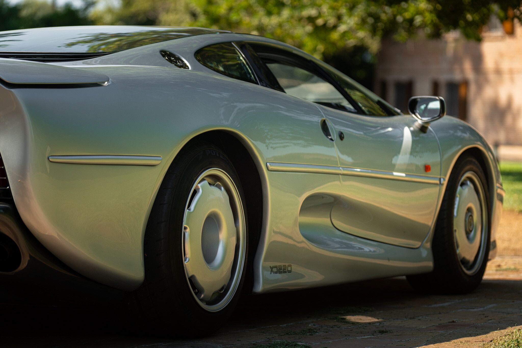 Jaguar XJ220 for sale | 1993 Jaguar XJ 220 - Image 27