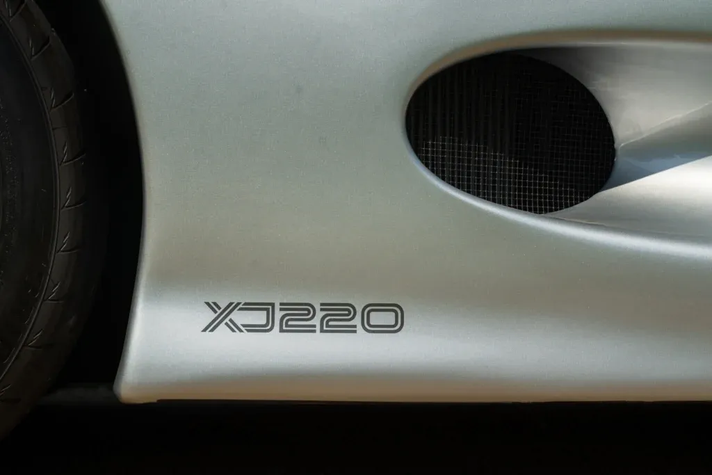 Jaguar XJ220 for sale | 1993 Jaguar XJ 220 - Image 32