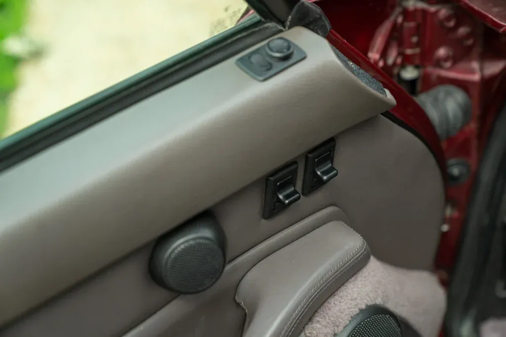 Porsche 911 for sale | 1996 PORSCHE 993 (911) TURBO “WLS II” - Image 52