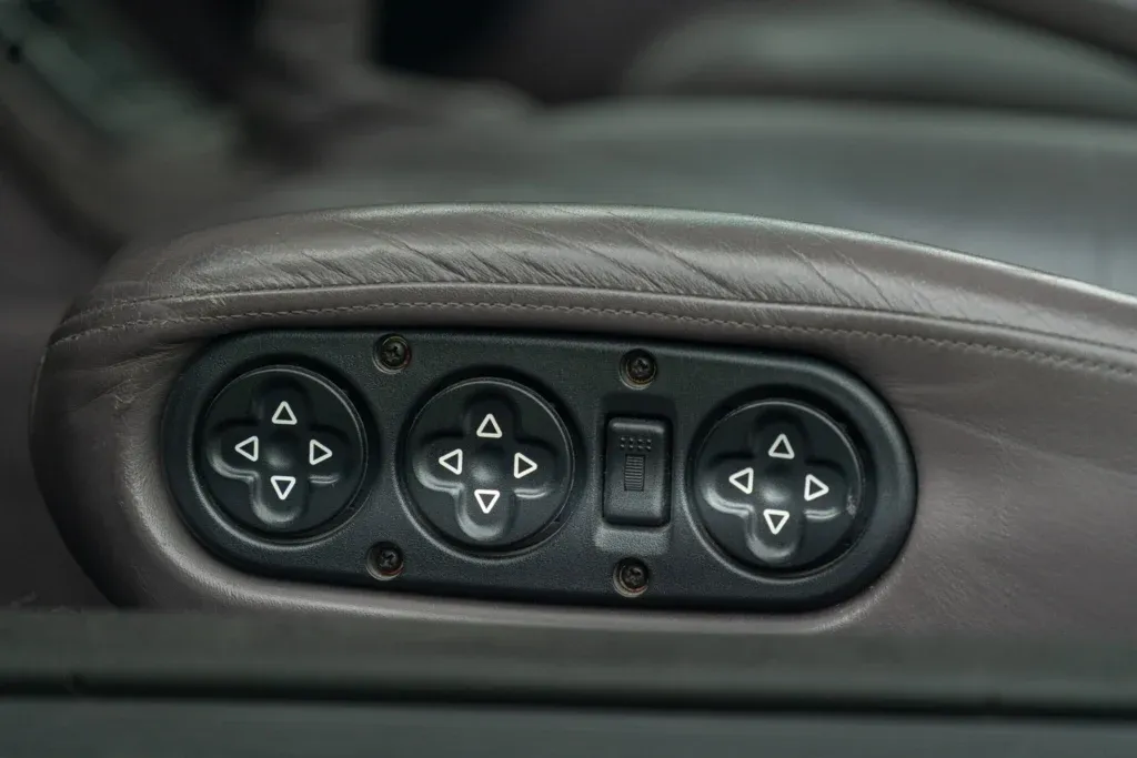 Porsche 911 for sale | 1996 PORSCHE 993 (911) TURBO “WLS II” - Image 79