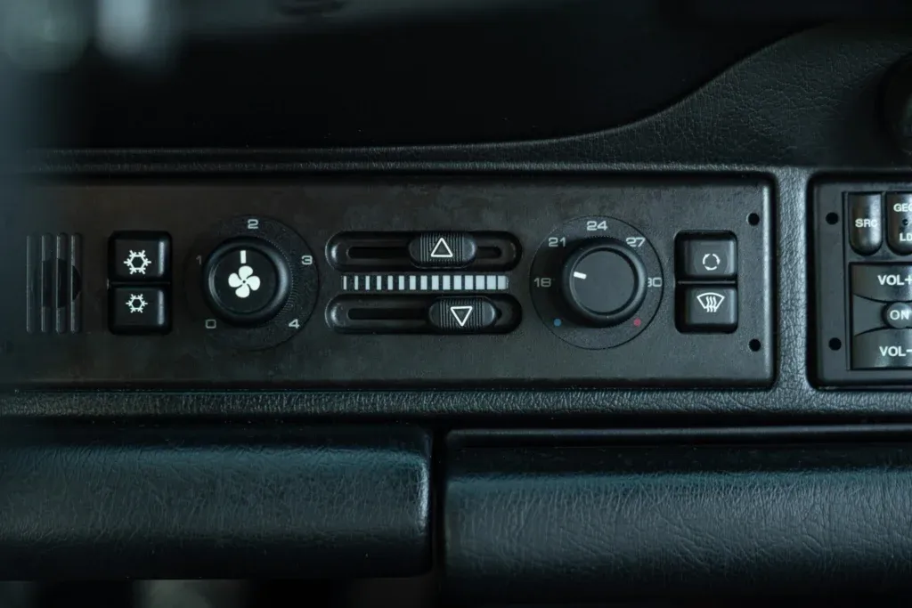 Porsche 911 for sale | 1995 PORSCHE 993 (911) CARRERA RS - Image 73