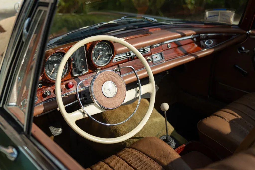 Mercedes-Benz Fintail (Heckflosse) for sale | 1964 MERCEDES-BENZ 220 SE CABRIOLET - Image 68