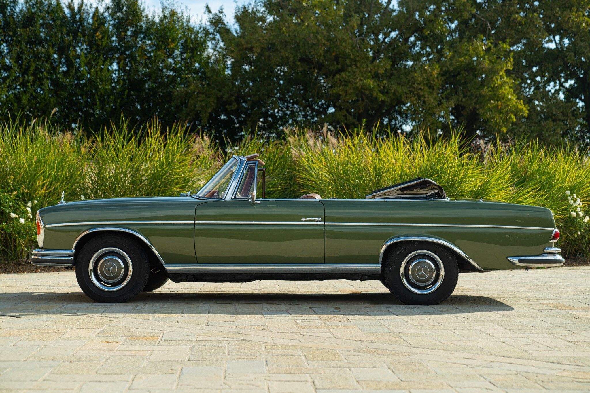 Mercedes-Benz Fintail (Heckflosse) for sale | 1964 MERCEDES-BENZ 220 SE CABRIOLET - Image 5