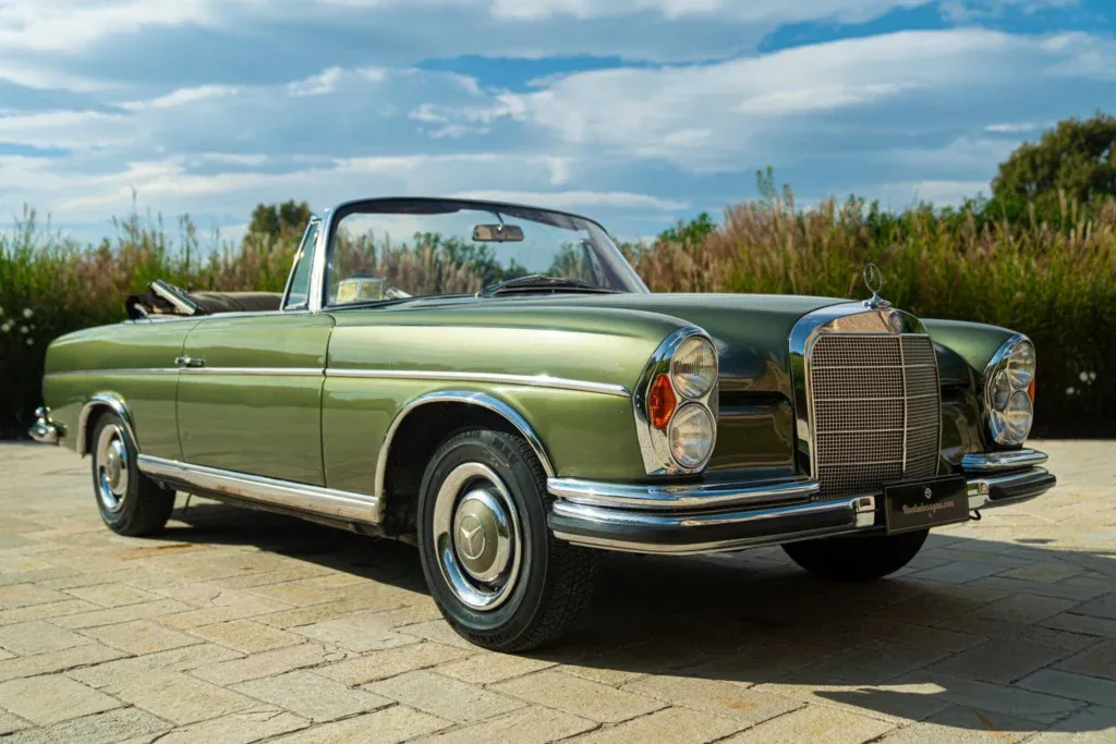 Mercedes-Benz Fintail (Heckflosse) for sale | 1964 MERCEDES-BENZ 220 SE CABRIOLET - Image 15