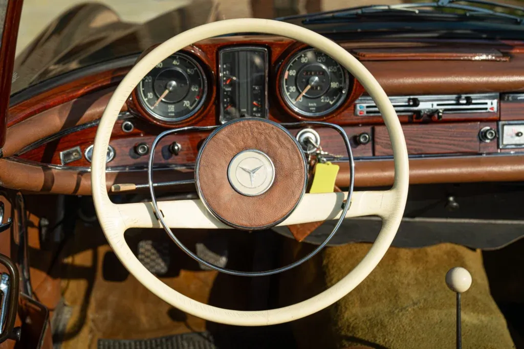 Mercedes-Benz Fintail (Heckflosse) for sale | 1964 MERCEDES-BENZ 220 SE CABRIOLET - Image 67