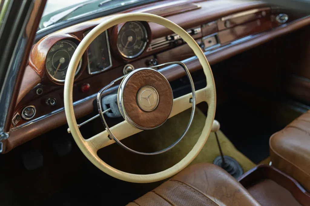 Mercedes-Benz Fintail (Heckflosse) for sale | 1964 MERCEDES-BENZ 220 SE CABRIOLET - Image 53