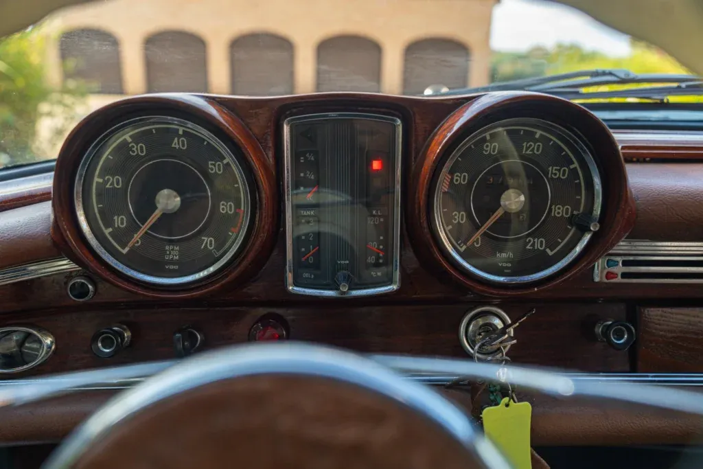 Mercedes-Benz Fintail (Heckflosse) for sale | 1964 MERCEDES-BENZ 220 SE CABRIOLET - Image 57