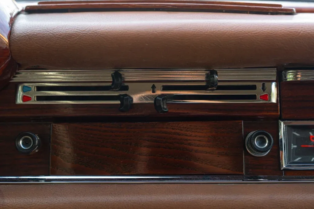 Mercedes-Benz Fintail (Heckflosse) for sale | 1964 MERCEDES-BENZ 220 SE CABRIOLET - Image 59