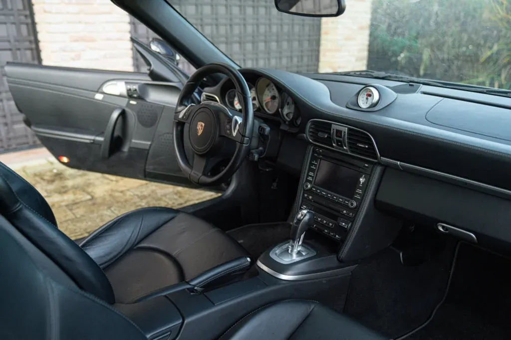 Porsche 911 for sale | 2011 PORSCHE 997 (911) CARRERA GTS - Image 43