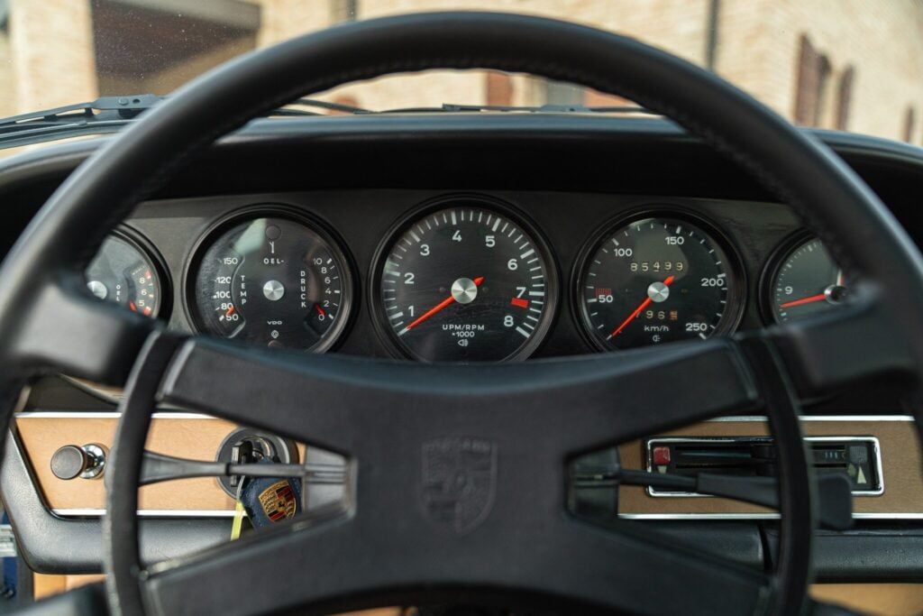 Porsche 911 for sale | 1972 Porsche 911 Targa 2.4 S - Image 54