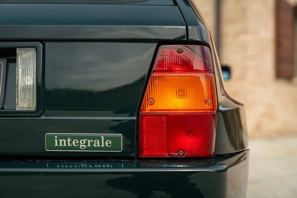 Lancia Delta for sale | 1992 LANCIA DELTA HF INTEGRALE “VERDE YORK” edizione limitata - Image 19