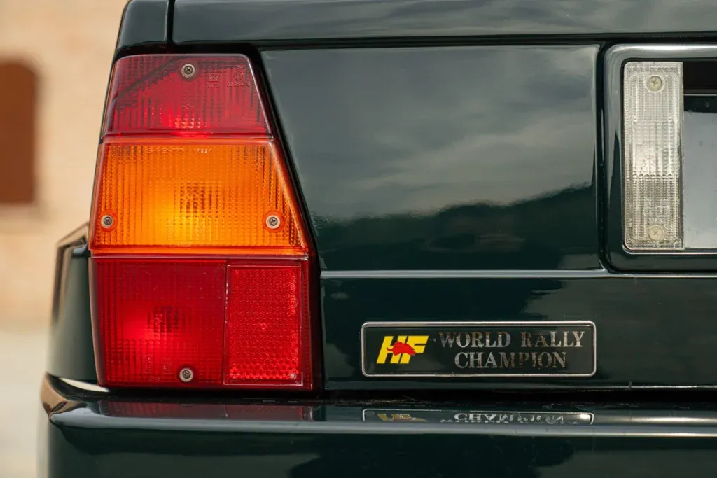 Lancia Delta for sale | 1992 LANCIA DELTA HF INTEGRALE “VERDE YORK” edizione limitata - Image 24