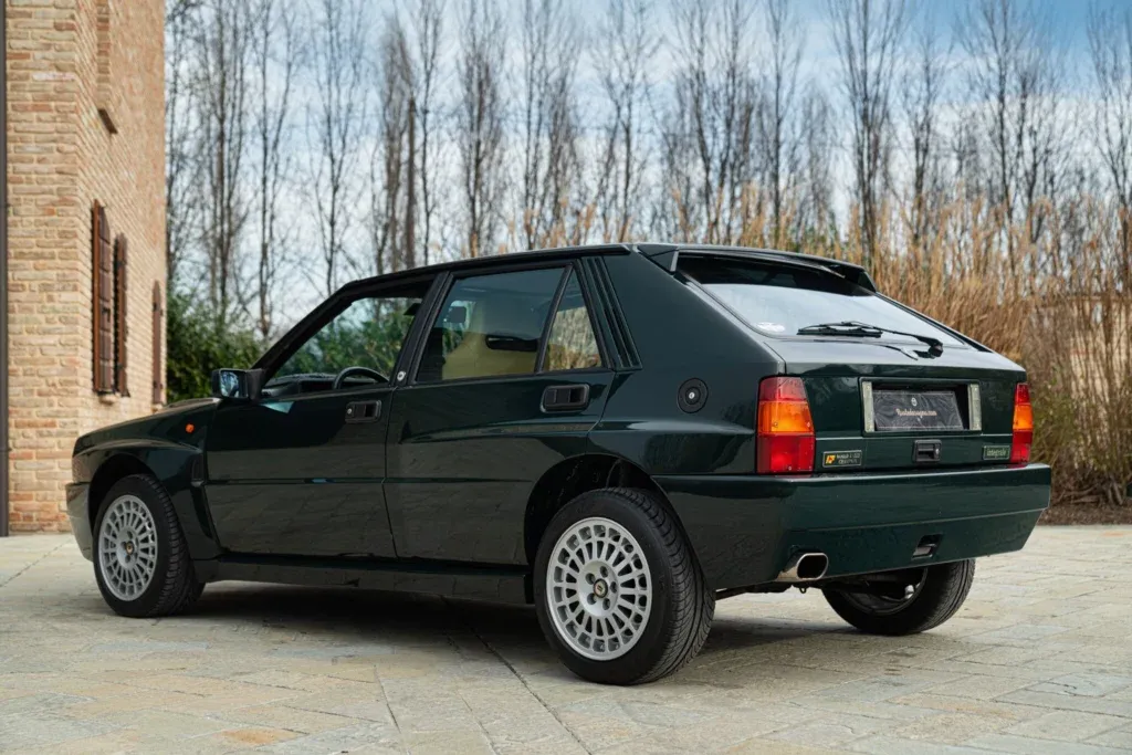 Lancia Delta for sale | 1992 LANCIA DELTA HF INTEGRALE “VERDE YORK” edizione limitata - Image 6