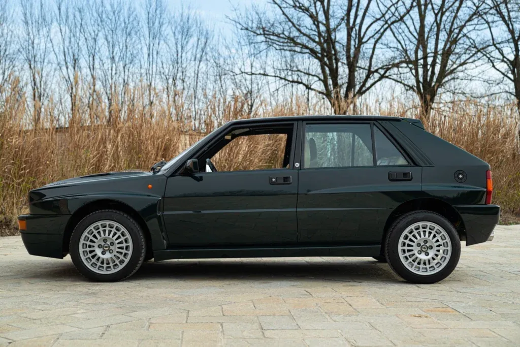 Lancia Delta for sale | 1992 LANCIA DELTA HF INTEGRALE “VERDE YORK” edizione limitata - Image 5