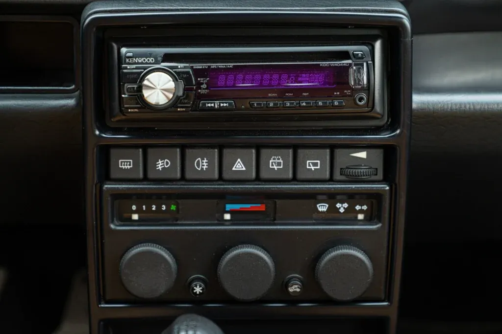 Lancia Delta for sale | 1992 LANCIA DELTA HF INTEGRALE “VERDE YORK” edizione limitata - Image 68