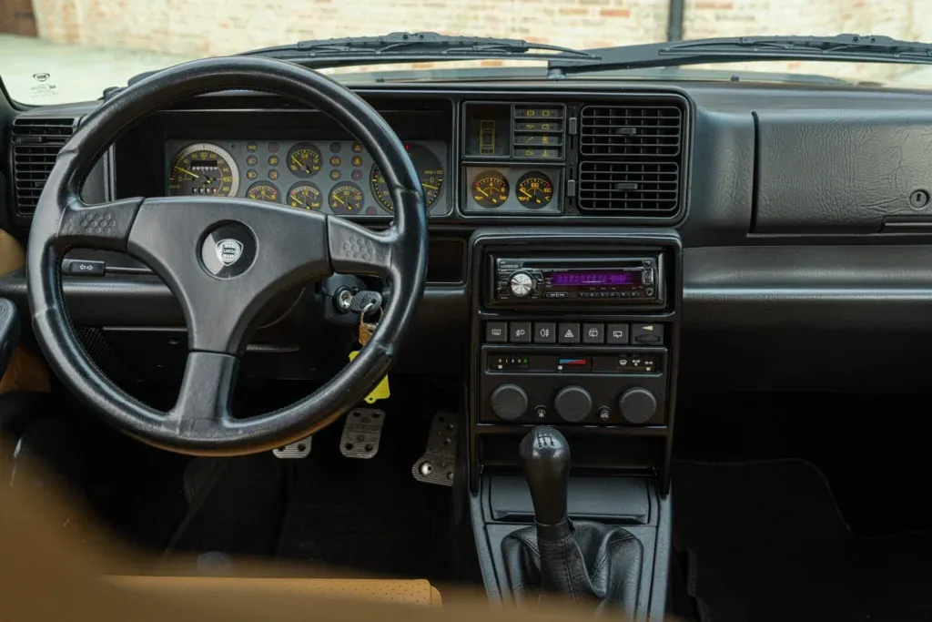 Lancia Delta for sale | 1992 LANCIA DELTA HF INTEGRALE “VERDE YORK” edizione limitata - Image 69