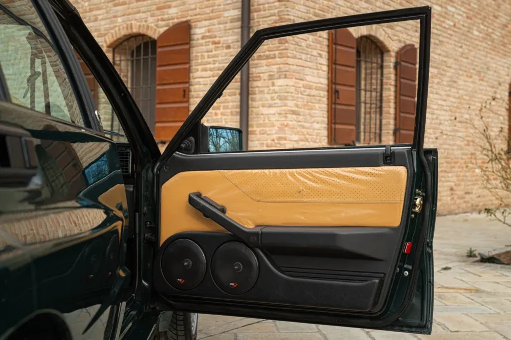 Lancia Delta for sale | 1992 LANCIA DELTA HF INTEGRALE “VERDE YORK” edizione limitata - Image 42