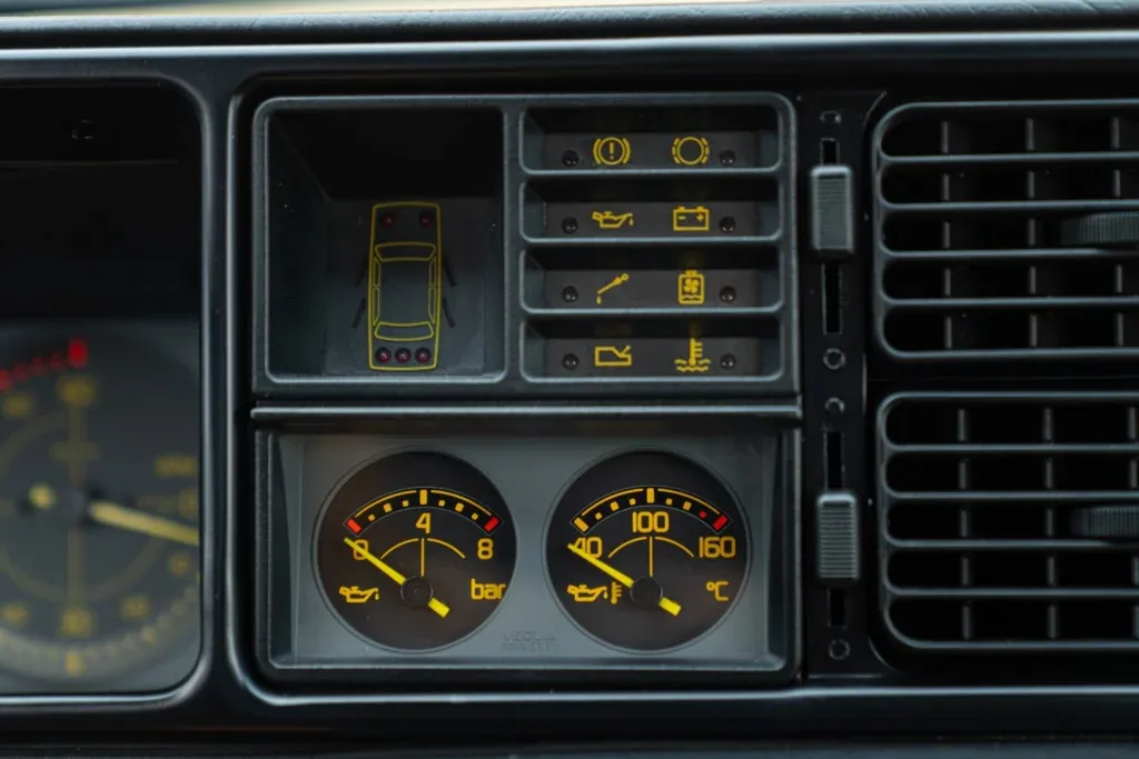 Lancia Delta for sale | 1992 LANCIA DELTA HF INTEGRALE “VERDE YORK” edizione limitata - Image 70