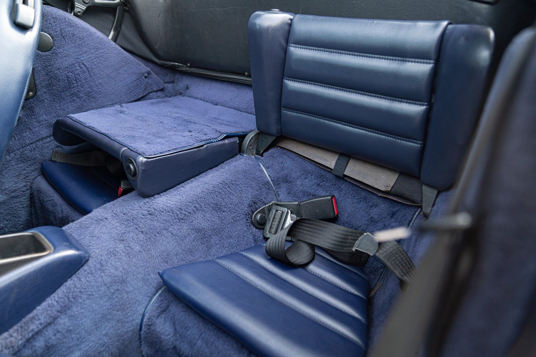 Porsche 911 for sale | 1991 PORSCHE 964 (911) CARRERA 2 CABRIOLET - Image 50