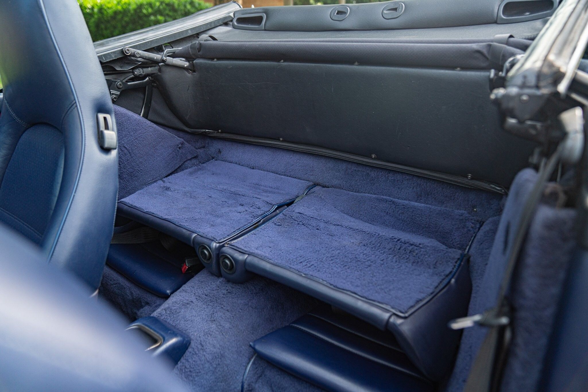 Porsche 911 for sale | 1991 PORSCHE 964 (911) CARRERA 2 CABRIOLET - Image 51