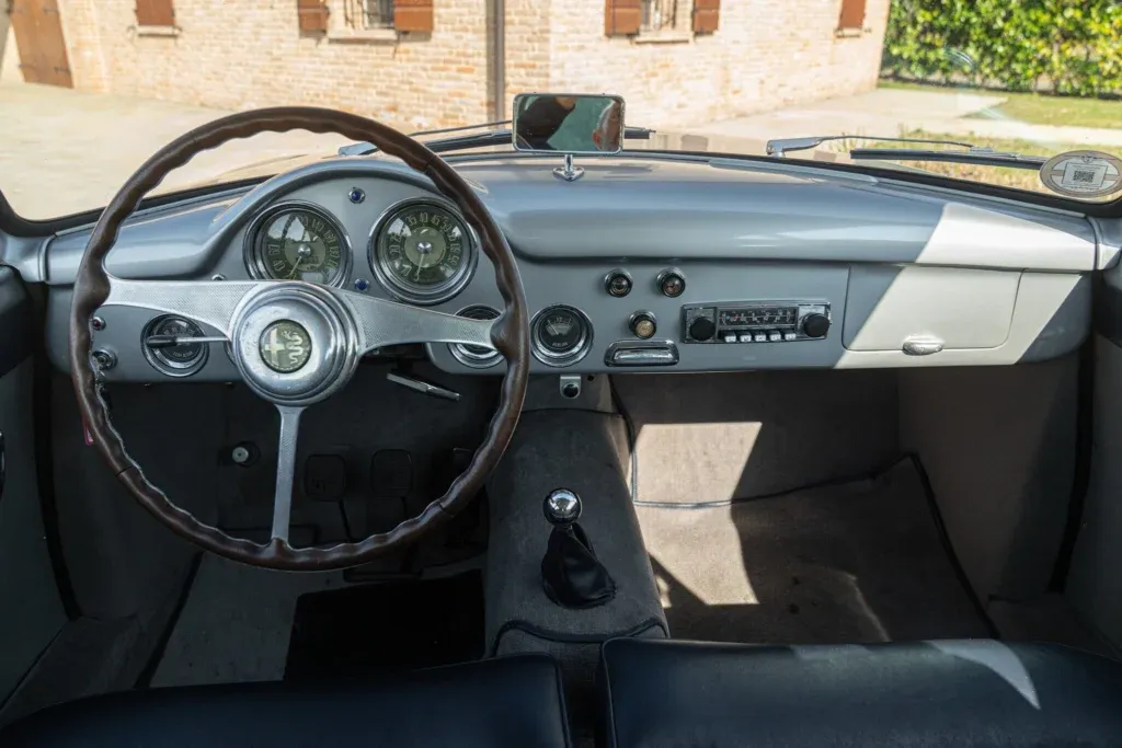 Alfa Romeo 1900 for sale | 1955 ALFA ROMEO 1900 CSS TOURING SUPERLEGGERA - Image 45