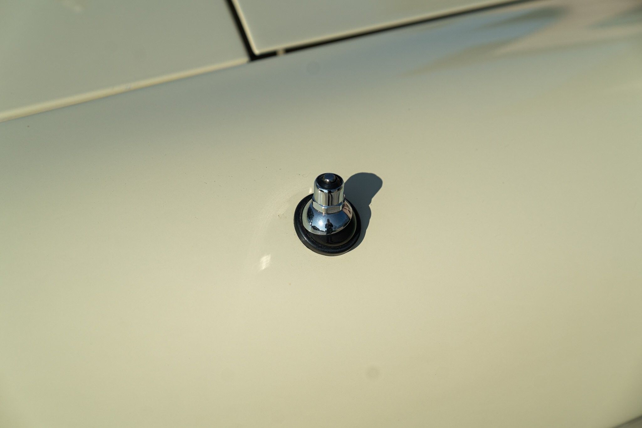 Alfa Romeo Spider (105/115) for sale | 1969 ALFA ROMEO 1750 SPIDER VELOCE “OSSO DI SEPPIA” - Image 18