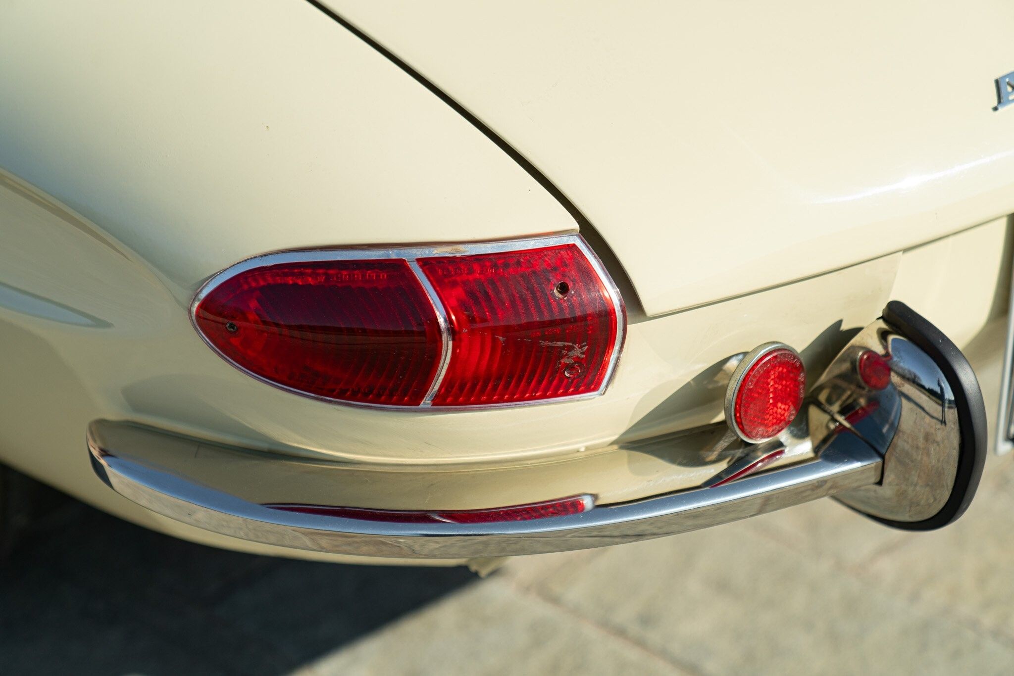 Alfa Romeo Spider (105/115) for sale | 1969 ALFA ROMEO 1750 SPIDER VELOCE “OSSO DI SEPPIA” - Image 24