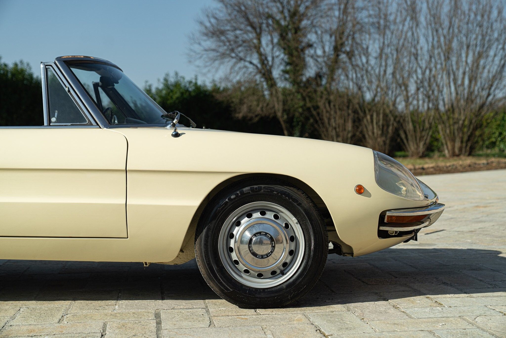 Alfa Romeo Spider (105/115) for sale | 1969 ALFA ROMEO 1750 SPIDER VELOCE “OSSO DI SEPPIA” - Image 34