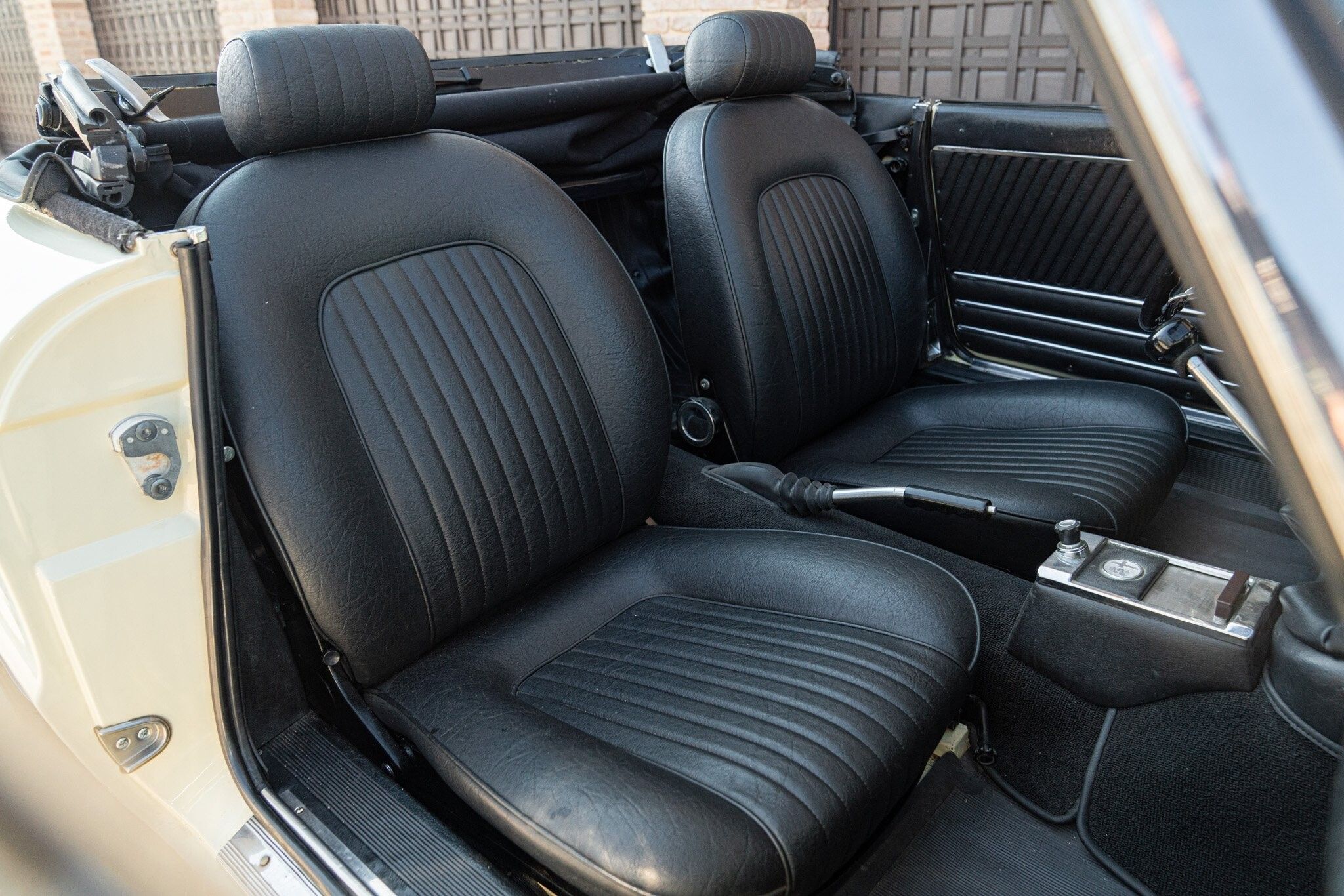 Alfa Romeo Spider (105/115) for sale | 1969 ALFA ROMEO 1750 SPIDER VELOCE “OSSO DI SEPPIA” - Image 35