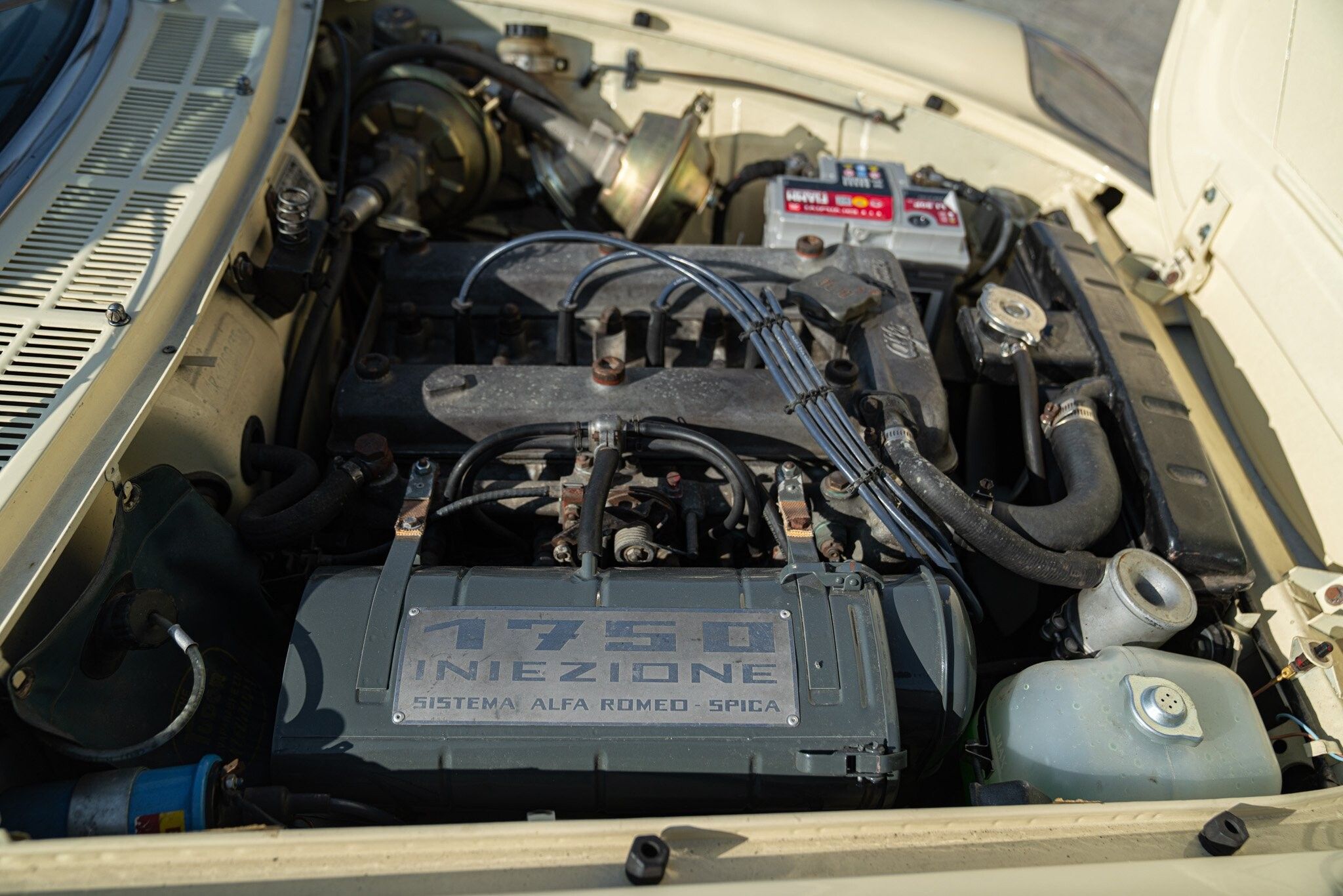 Alfa Romeo Spider (105/115) for sale | 1969 ALFA ROMEO 1750 SPIDER VELOCE “OSSO DI SEPPIA” - Image 74