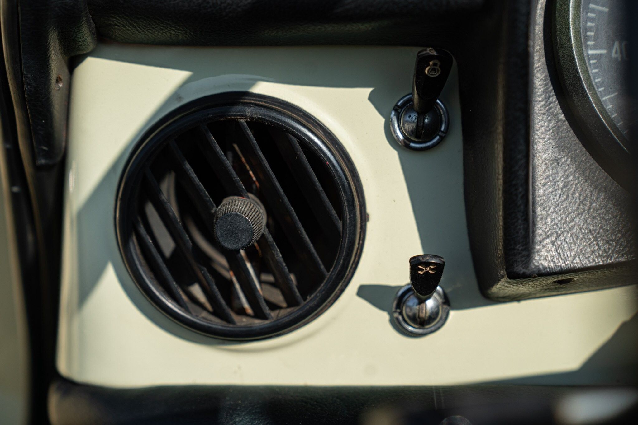 Alfa Romeo Spider (105/115) for sale | 1969 ALFA ROMEO 1750 SPIDER VELOCE “OSSO DI SEPPIA” - Image 47