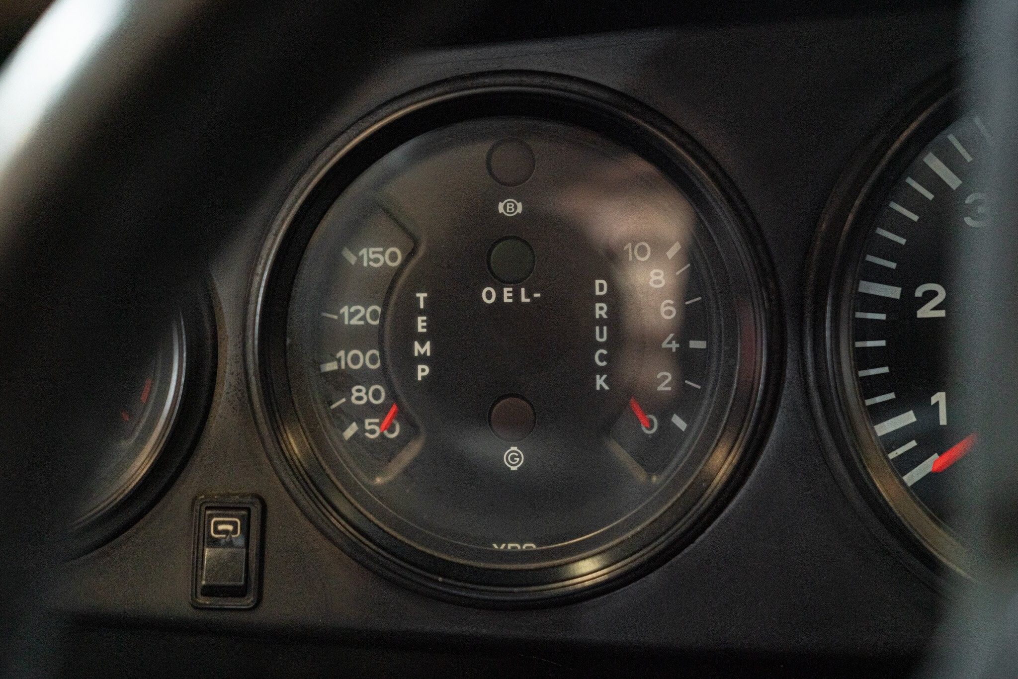 Porsche 911 for sale | 1975 PORSCHE 911 CARRERA 2.7 TARGA - Image 35