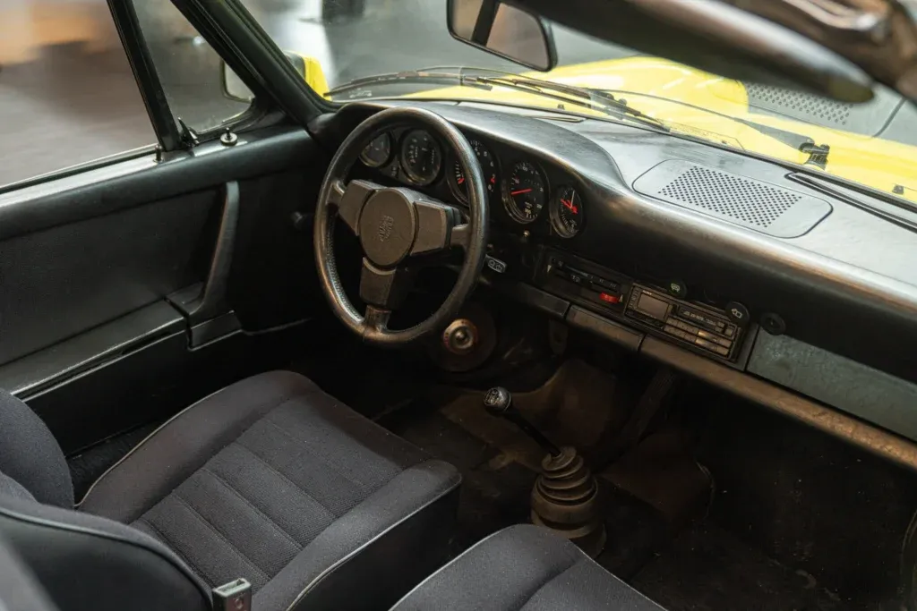 Porsche 911 for sale | 1975 PORSCHE 911 CARRERA 2.7 TARGA - Image 27