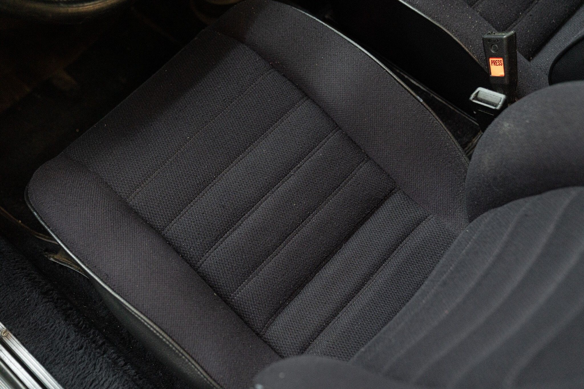 Porsche 911 for sale | 1975 PORSCHE 911 CARRERA 2.7 TARGA - Image 32