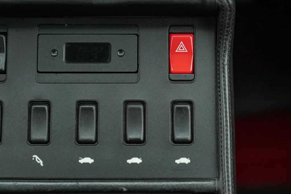 Ferrari Mondial for sale | 1991 FERRARI MONDIAL T CABRIOLET - Image 73