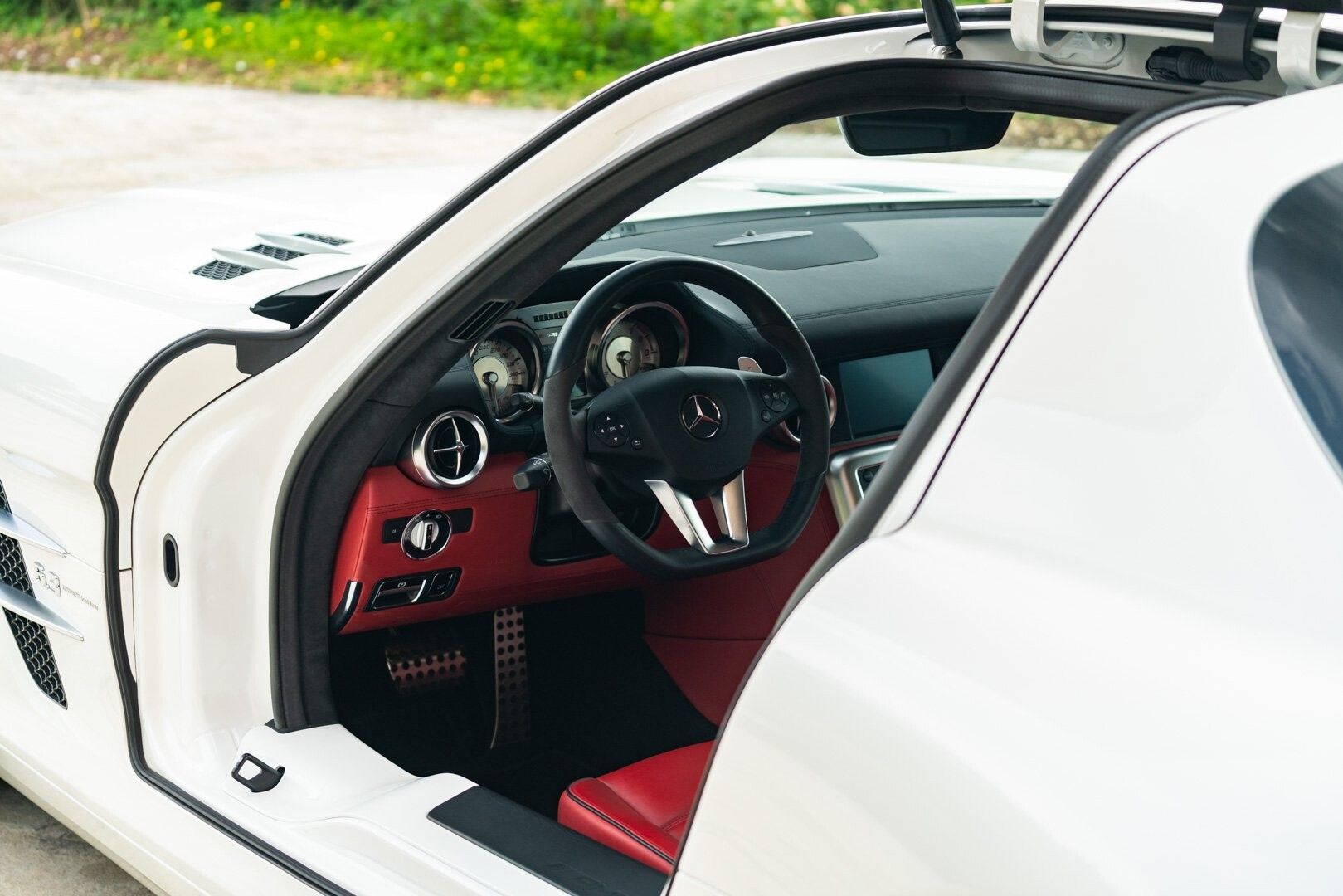 Mercedes-Benz SLS AMG for sale | 2010 MERCEDES-BENZ SLS AMG - Image 99