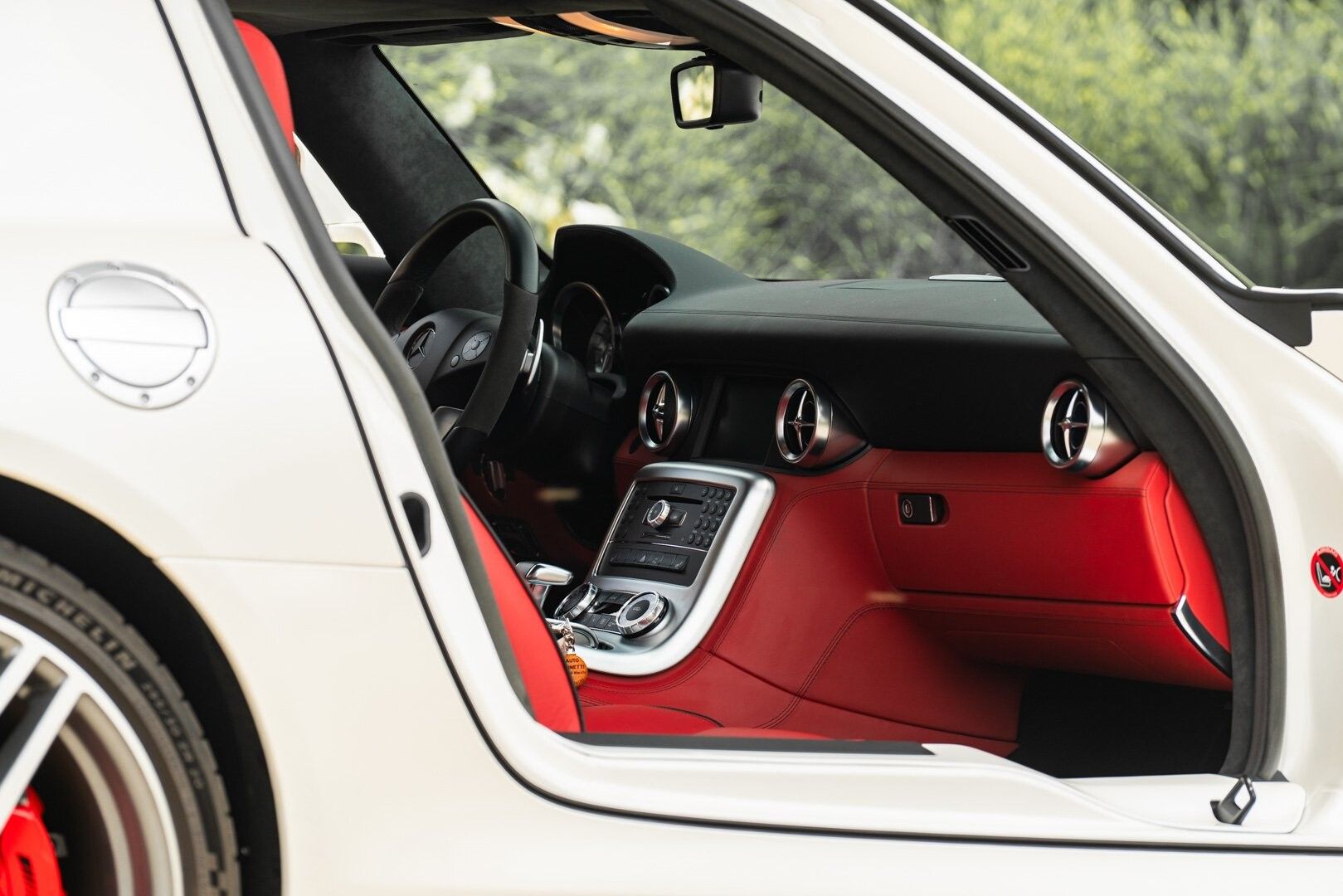 Mercedes-Benz SLS AMG for sale | 2010 MERCED-BENZ SLS AMG - Image 71