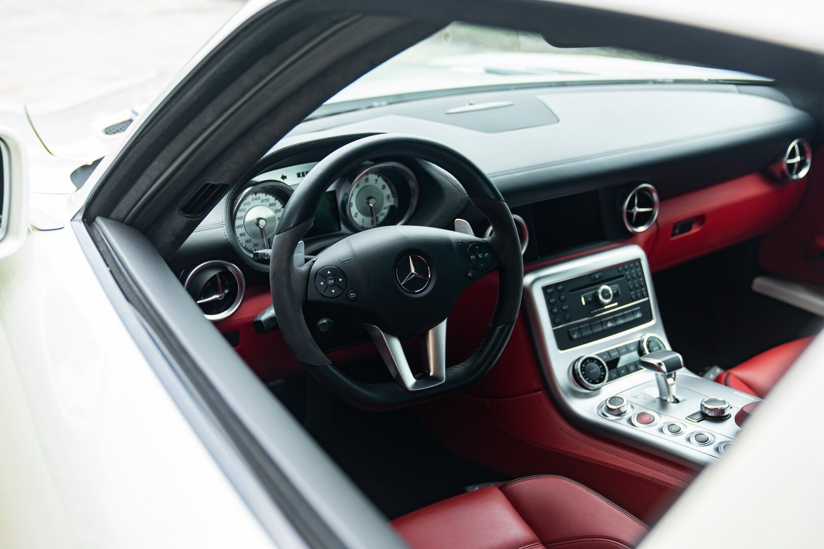 Mercedes-Benz SLS AMG for sale | 2010 MERCEDES-BENZ SLS AMG - Image 39