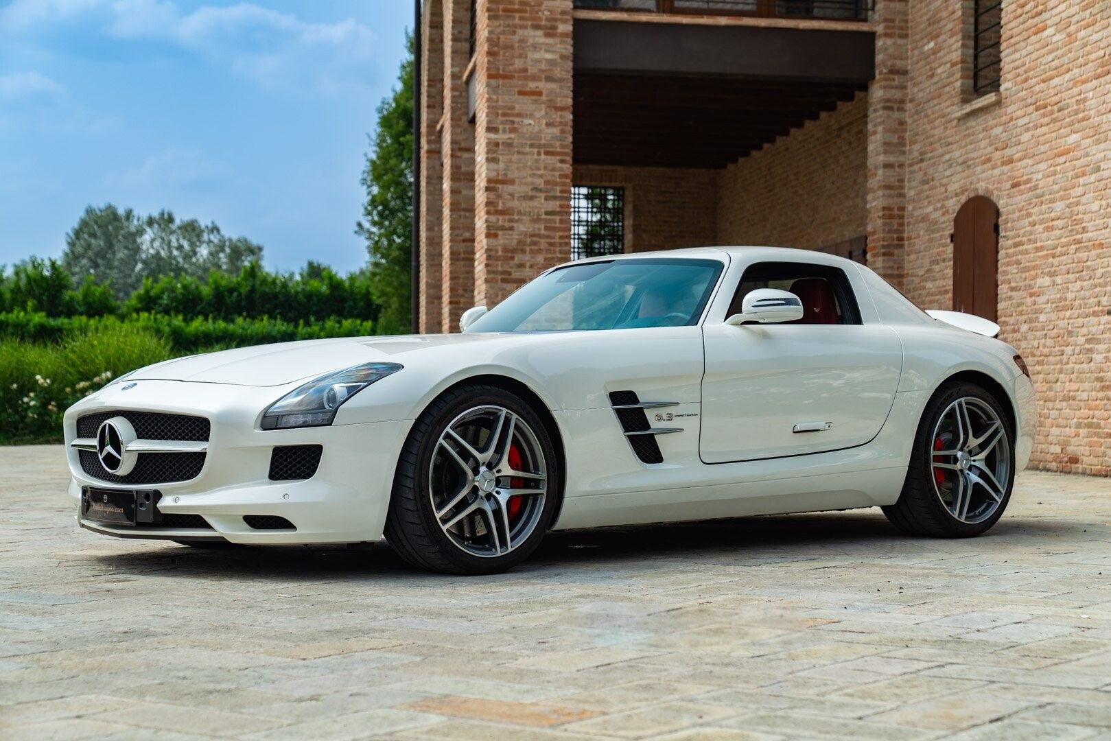 Mercedes-Benz SLS AMG for sale | 2010 MERCEDES-BENZ SLS AMG - Image 2