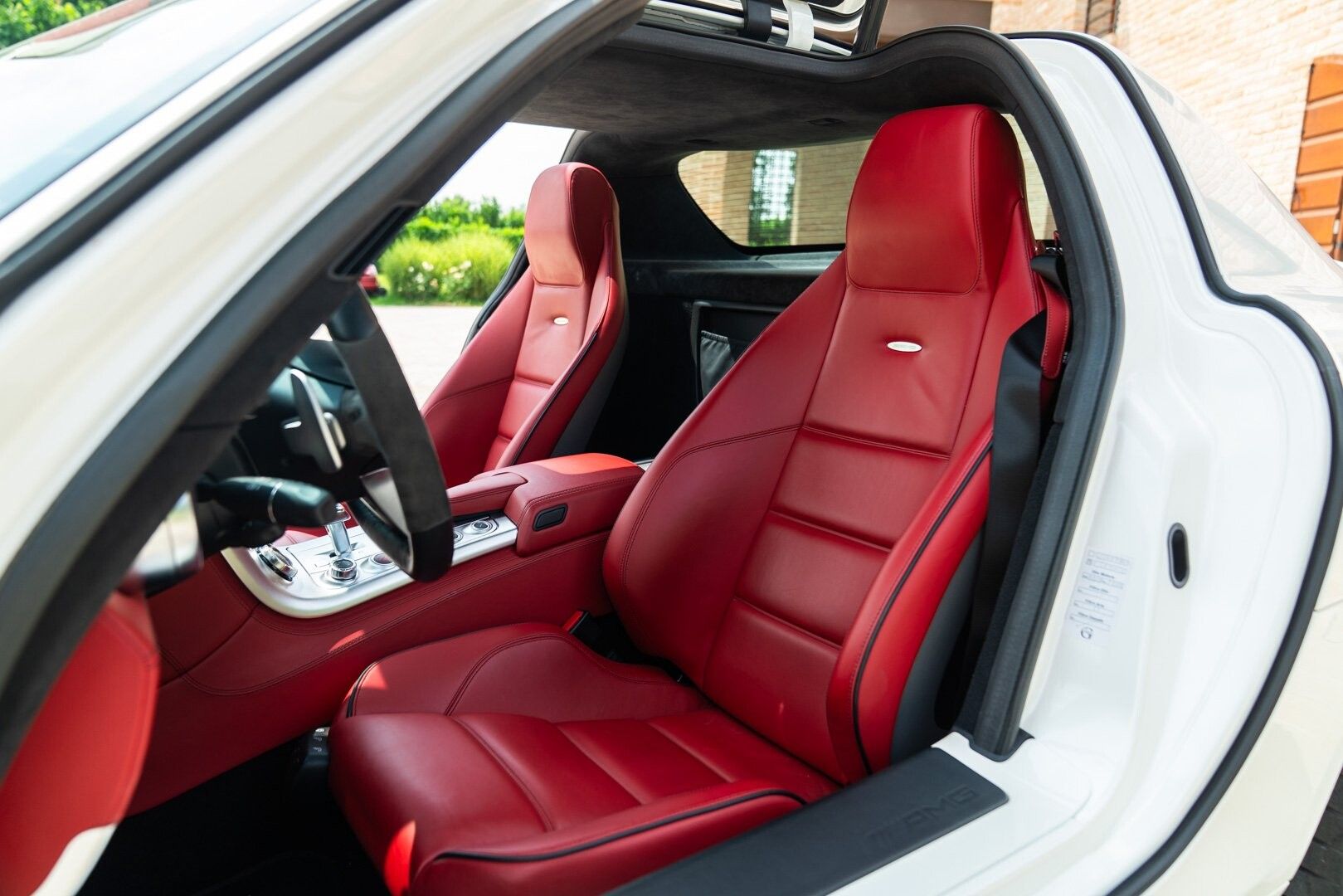 Mercedes-Benz SLS AMG for sale | 2010 MERCEDES-BENZ SLS AMG - Image 22