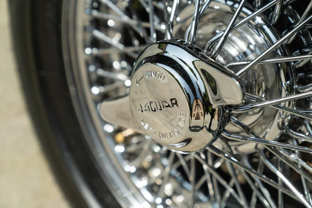 Jaguar E-Type for sale | 1964 Jaguar E-Type Roadster - Image 32