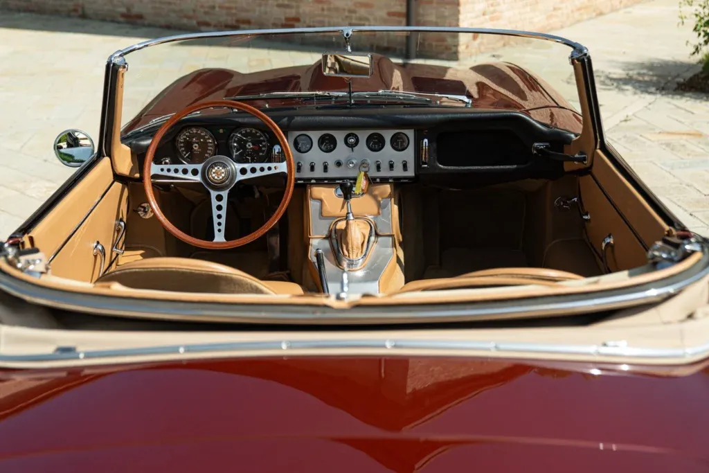 Jaguar E-Type for sale | 1964 Jaguar E-Type Roadster - Image 25