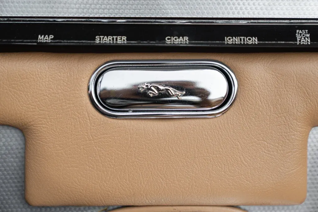 Jaguar E-Type for sale | 1964 Jaguar E-Type Roadster - Image 61