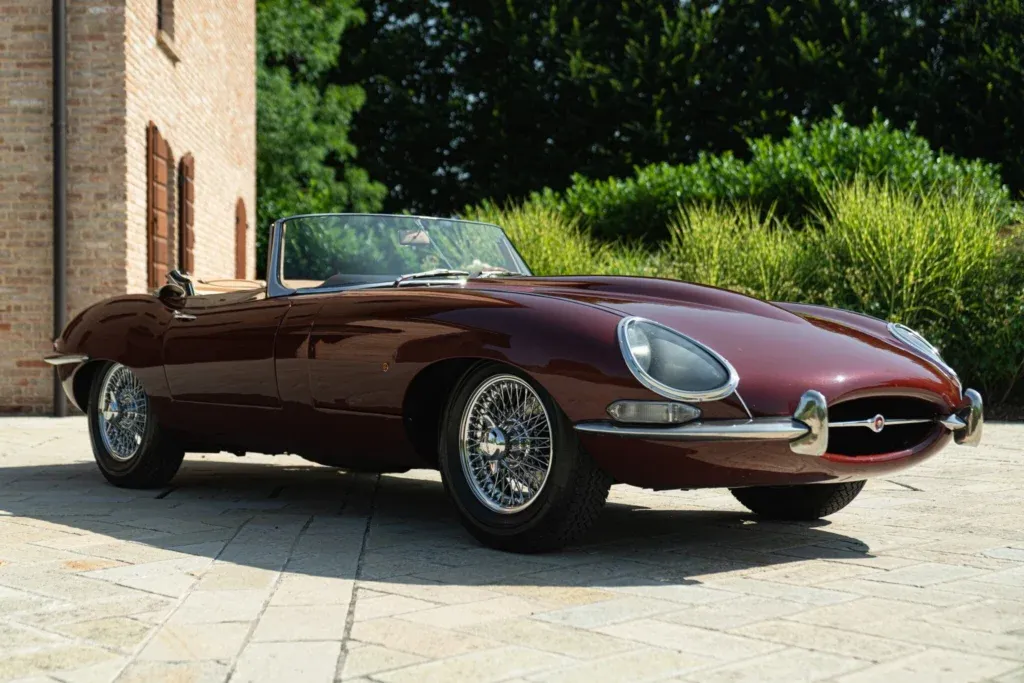 Jaguar E-Type for sale | 1964 Jaguar E-Type Roadster - Image 14