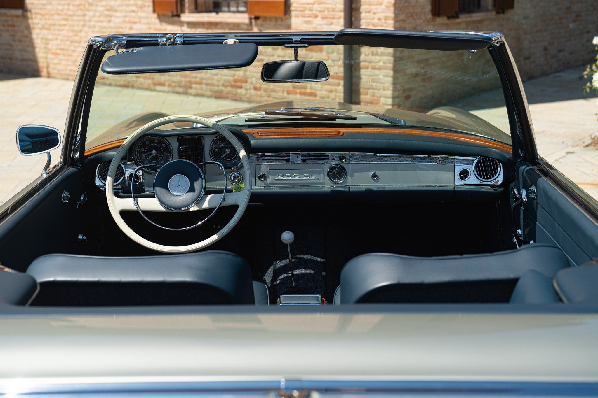 Mercedes-Benz SL for sale | 1965 MERCEDES-BENZ 230 SL - Image 20