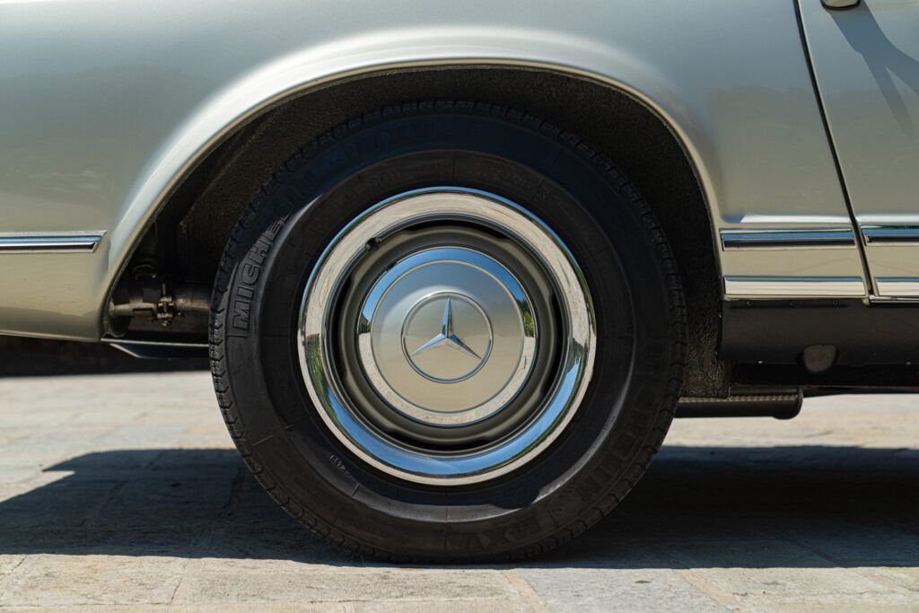Mercedes-Benz SL for sale | 1965 MERCEDES-BENZ 230 SL - Image 36
