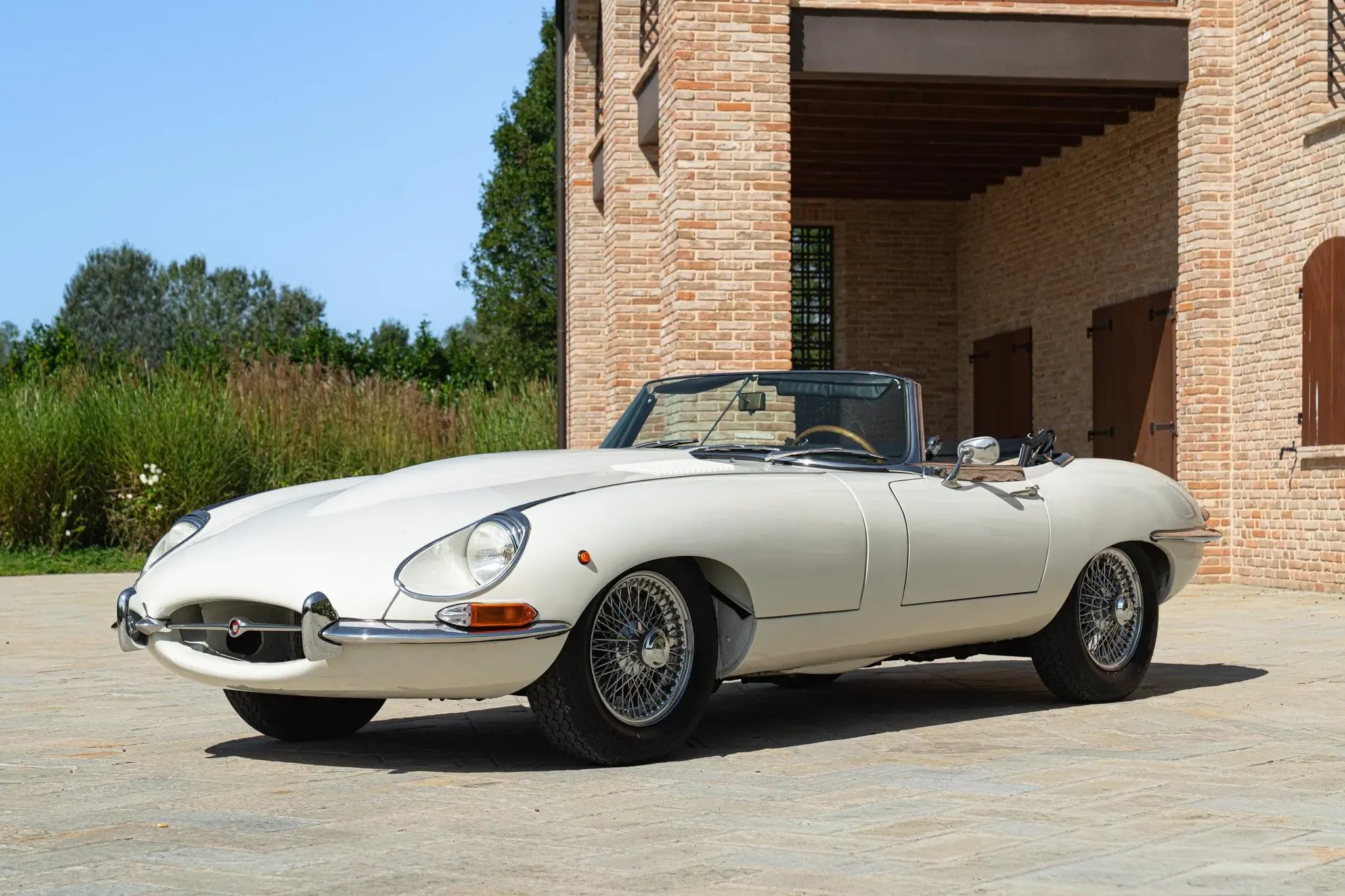 Jaguar E-Type for sale | 1968 JAGUAR E-TYPE I° SERIE 4.2 ROADSTER
